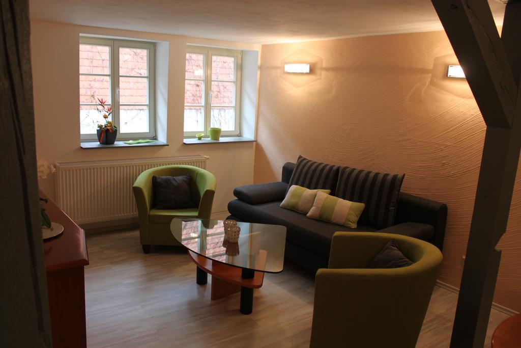 Ferienwohnungen Im Alten Handelshof Quedlinburg Szoba fotó